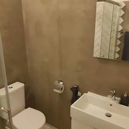 Stylish By Namesti Miru Appartement *